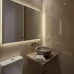 Apartment Elegant Retreat In City Center *